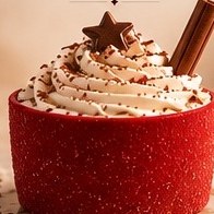 Stampo in silicone di Natale Tazza con panna: il dolce finito